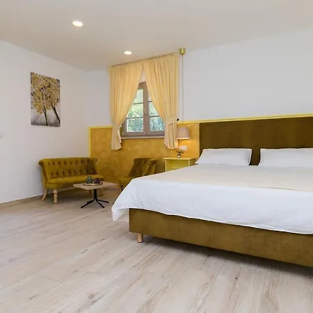 Keli Guest house *