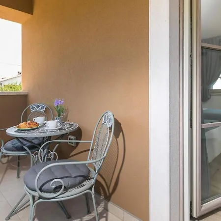 Keli By Maison d'hôtes 4*