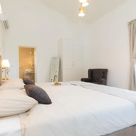 Keli Guest house